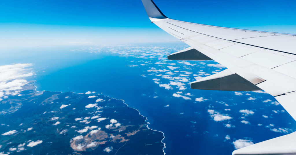 Air Tours Above Ocean